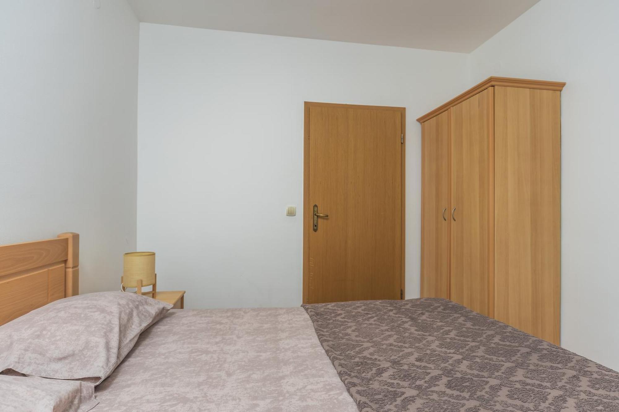 Apartments Franicevic Petrovac Kültér fotó